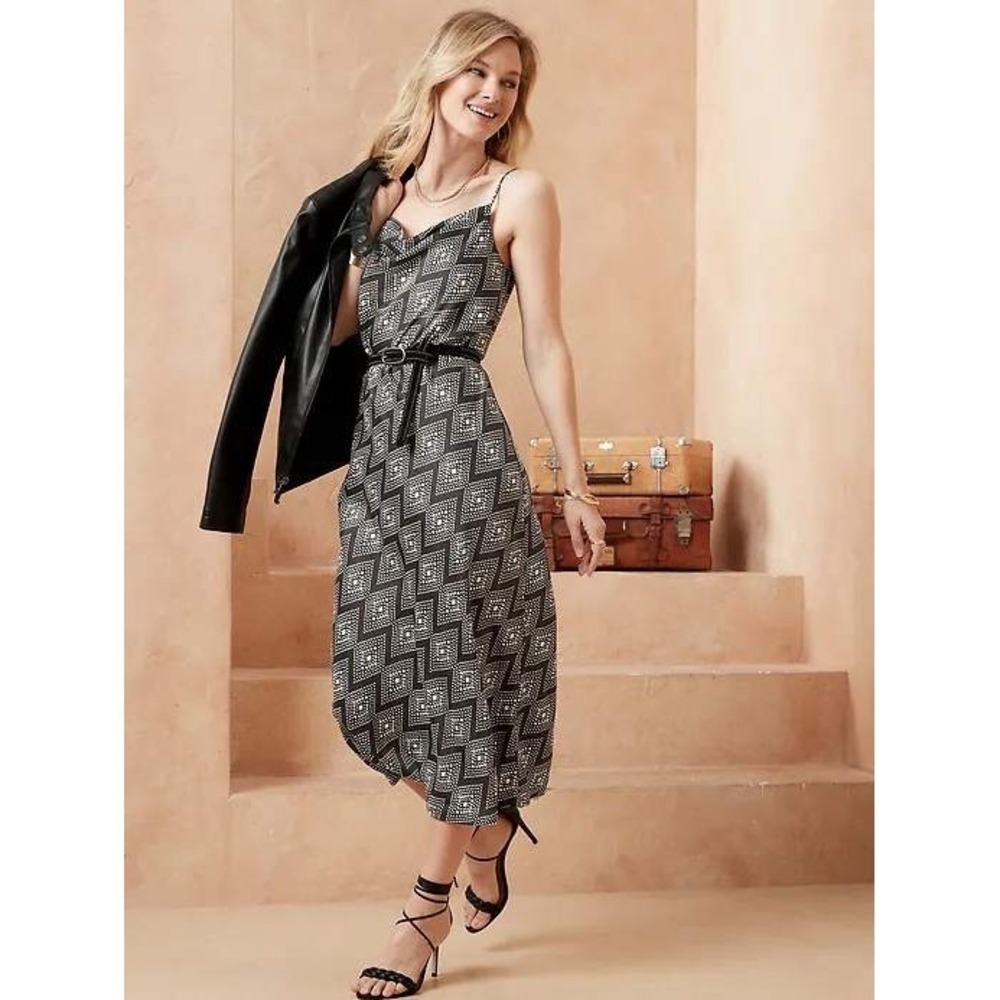 Banana Republic Dress Women Medium Black White Geometric Print Satin Slip Midi